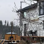 Prázdninový dům Dzvin *